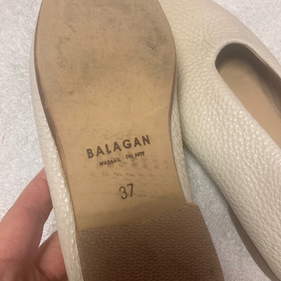Balagan Ballerina Cream Flats Minimalist Design - Picture 8 of 9
